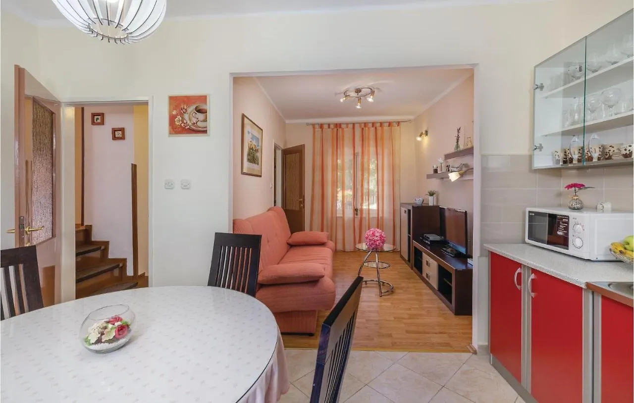 Holiday home Lovely Home In Topid With Kitchen Veligolji Croatia