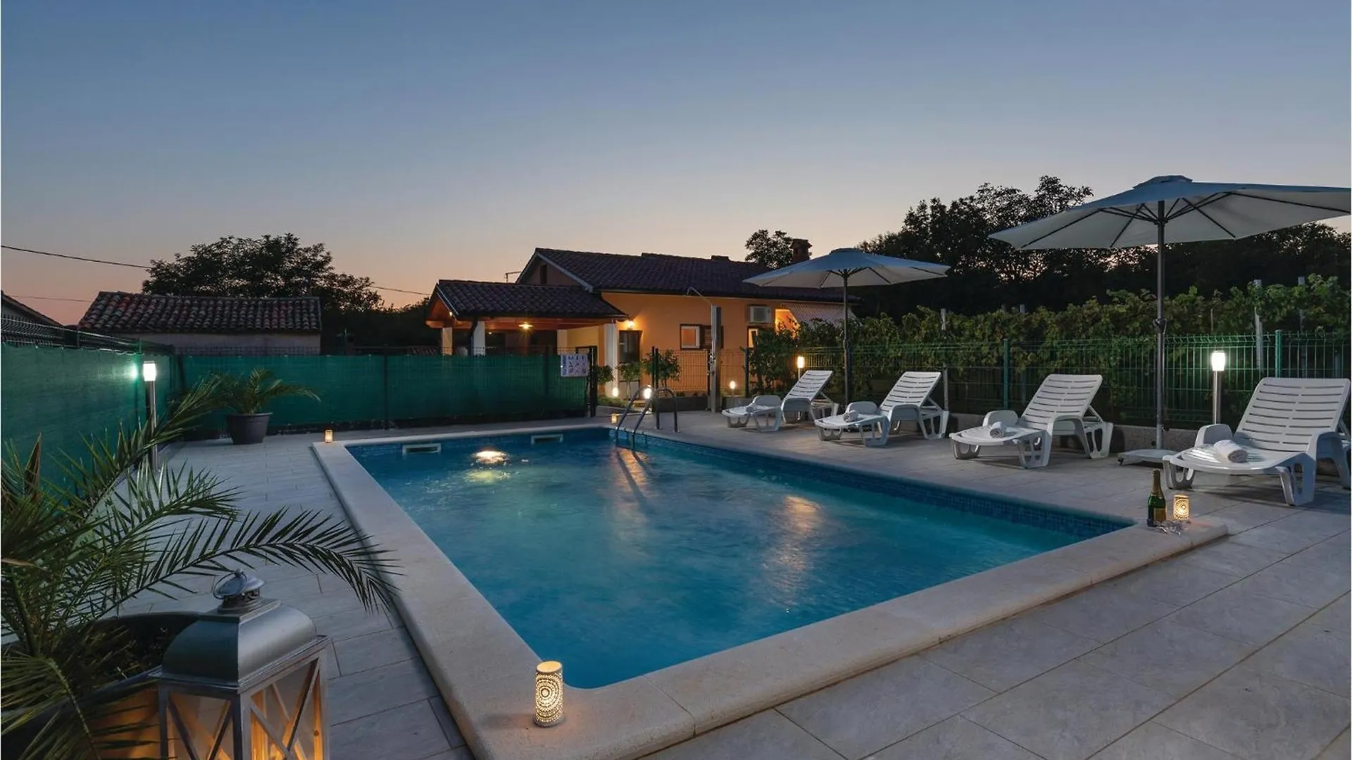 Lovely Home In Topid With Kitchen Veligolji 0*,  Croatia